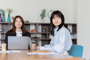 http://【第1回】会議室から飛び出し、階段で泣いていた私